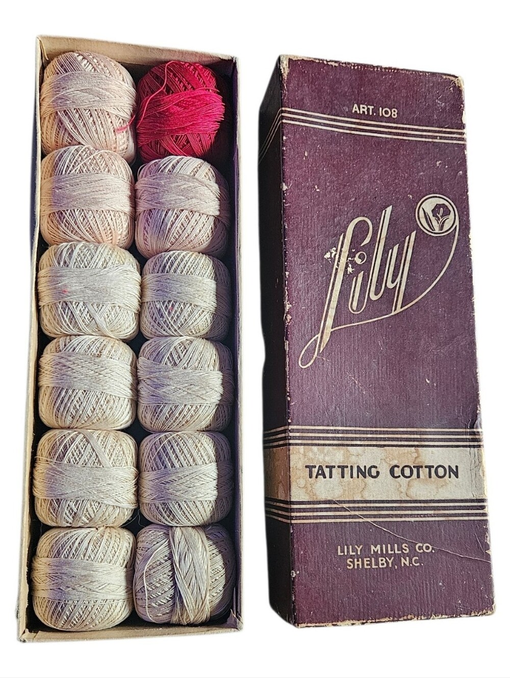 12 Vintage Lily Cotton Tatting Crochet Embroidery Thread In Box